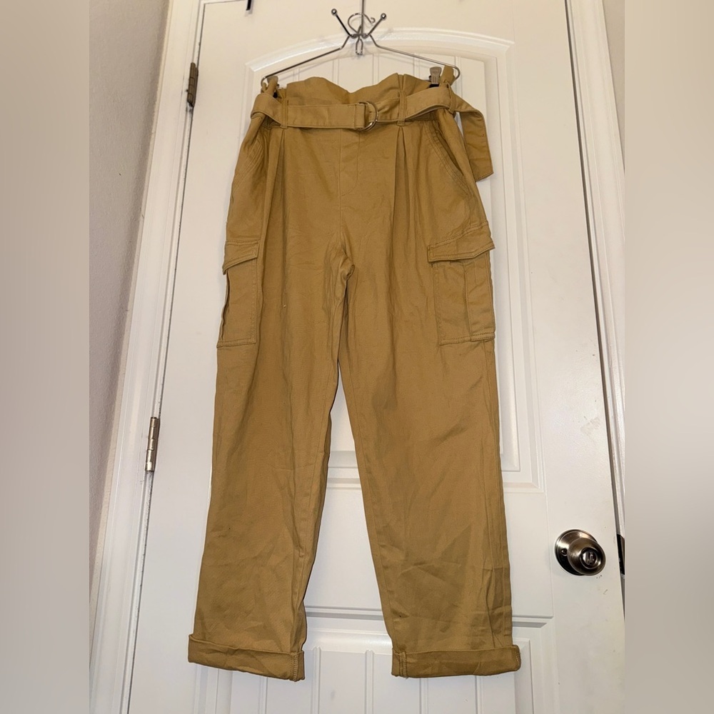 New York & Company Khaki Cargo Pants with Belt